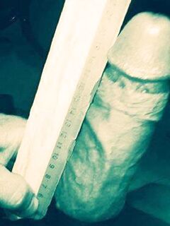 Anal dai capelli bruni