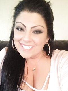 Cornuto 75 vuole vedere la moglie farsi puttana