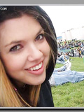 Ragazza inglese fa la porca sul web