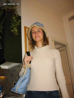 Foto amatoriali ragazza bionda olandese