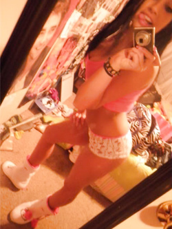 Selfie di una 18enne fighissima