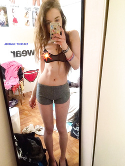 Foto porno di Whatsapp di una 18enne