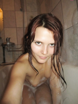 Autoscatti di una troietta rumena