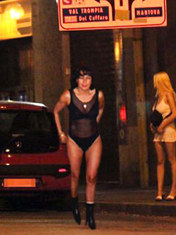 ADRIANA STREET HOOKER AMATEUR PARTE 3