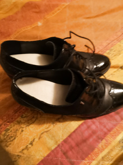 Le sue scarpe