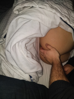 Mentre dorme accarezzata