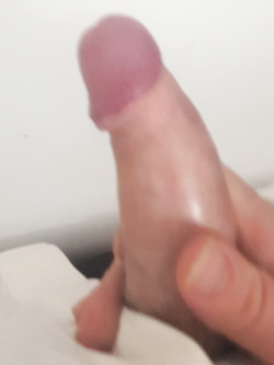 chi lo vuole far sborrare?