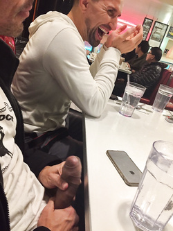 Serata tra amici