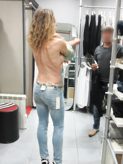 shopping nuda