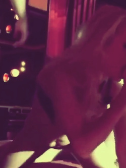 Con il tuo padrone e i suoi amici