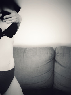 Amica posa per me