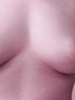 Meg 30 yo Polish slut posing