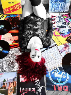 VINYLS & TSHIRTS