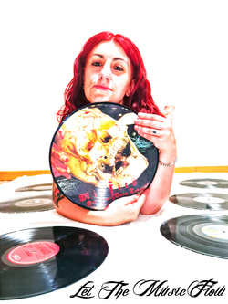 VINYLS & TSHIRTS