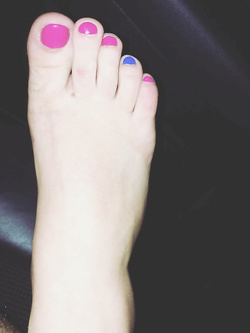 Feet Girlfriend