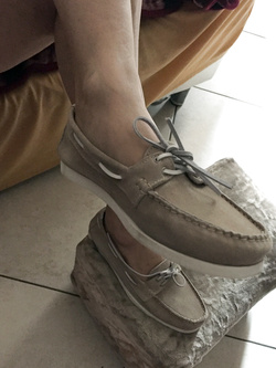 I piedi dell'osservarice: per veri intenditori e feticisti