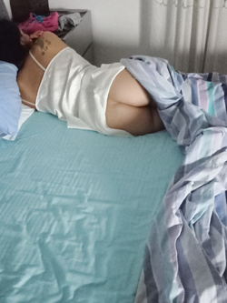Nuda di notte