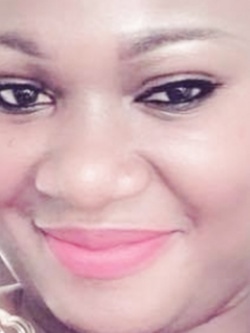 Signora Salerno63 e Sara Bellini sborrate sul viso