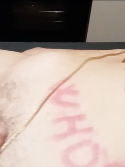 Mia moglie viene messa a nudo 8