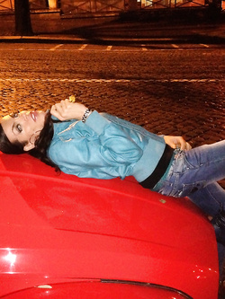 SPUTTAMI IL NUMERO VOJO CAAZZ