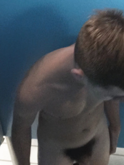 amico gay nello spogliatoio