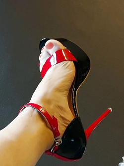 io In lingerie sexy come una vera puttana