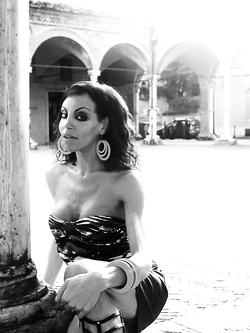 CONOSCIAMOCI POI SI VEDE ..ROMA AMICIZIE