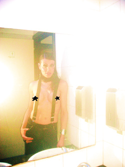 LA SERA NELLA NOSTALGIA CERCO TE...CLICCAAAAAAA