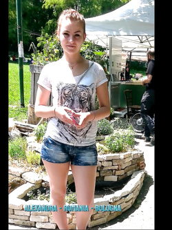 simona - porcellina esibizionista da bo