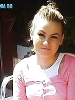 simona - porcellina esibizionista da bo