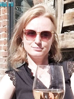 adina - porcellina bionda da milano