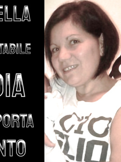 antonella - esibizionista da milano