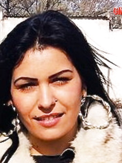 gina - zingara porca e esibizionista da bo