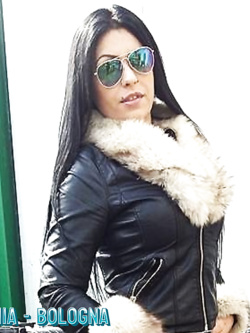 CASSANDRA -GINA - ZINGARA ESIBIZIONISTA