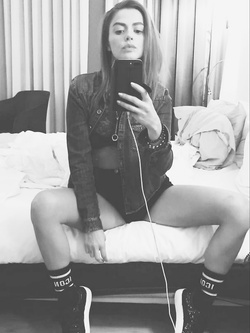 Le donne che amo: ANNALISA SCARRONE