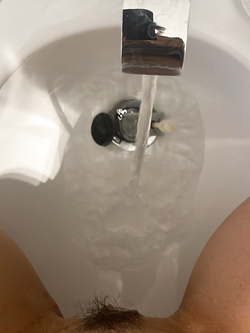 Dicono che quando ho voglia sono molto.porcellina..