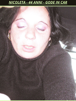 NICOLETA - MILANO - PORCELLA ESIBIZIONISTA