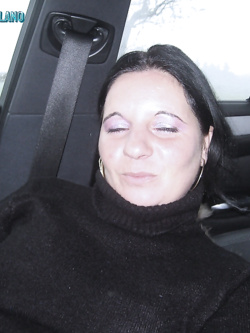 nicoleta - porcella esibizionista di milano