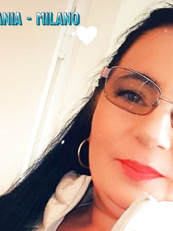 NICOLETA - MILANO - PORCELLA ESIBIZIONISTA