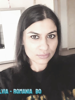 silvia - vacca esibizionista di bologna