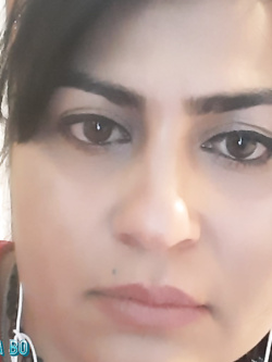 silvia - vacca esibizionista di bologna