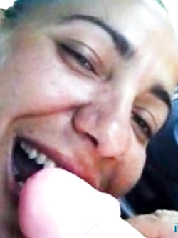 MANUELA -  TROIONA ESIBIZIONISTA DI BO