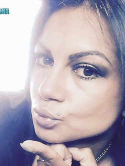 cristina - bella esibizionista di bo