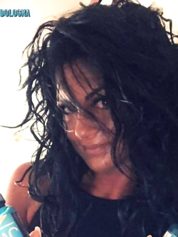 cristina - bella esibizionista di bo