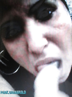 MARIANA - LE PERFORMANCE DI UNA ZINGARA PORCELLA