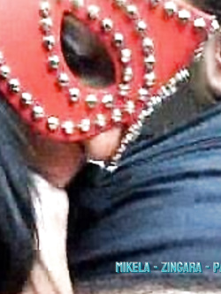 MIKELA - ZINGARA RUMENA IN AZIONE