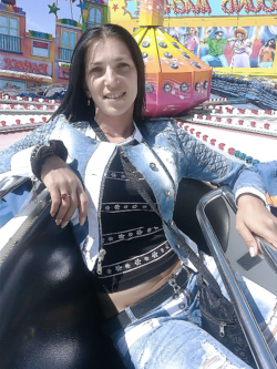 MIKELA - ZINGARA RUMENA IN AZIONE