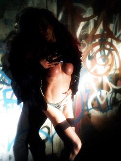 LA NOTTE VOJO CAZZI DAIII