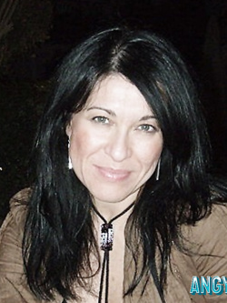 angy - esibizionista matura di milano