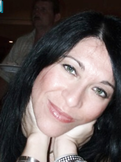 angy - esibizionista matura di milano